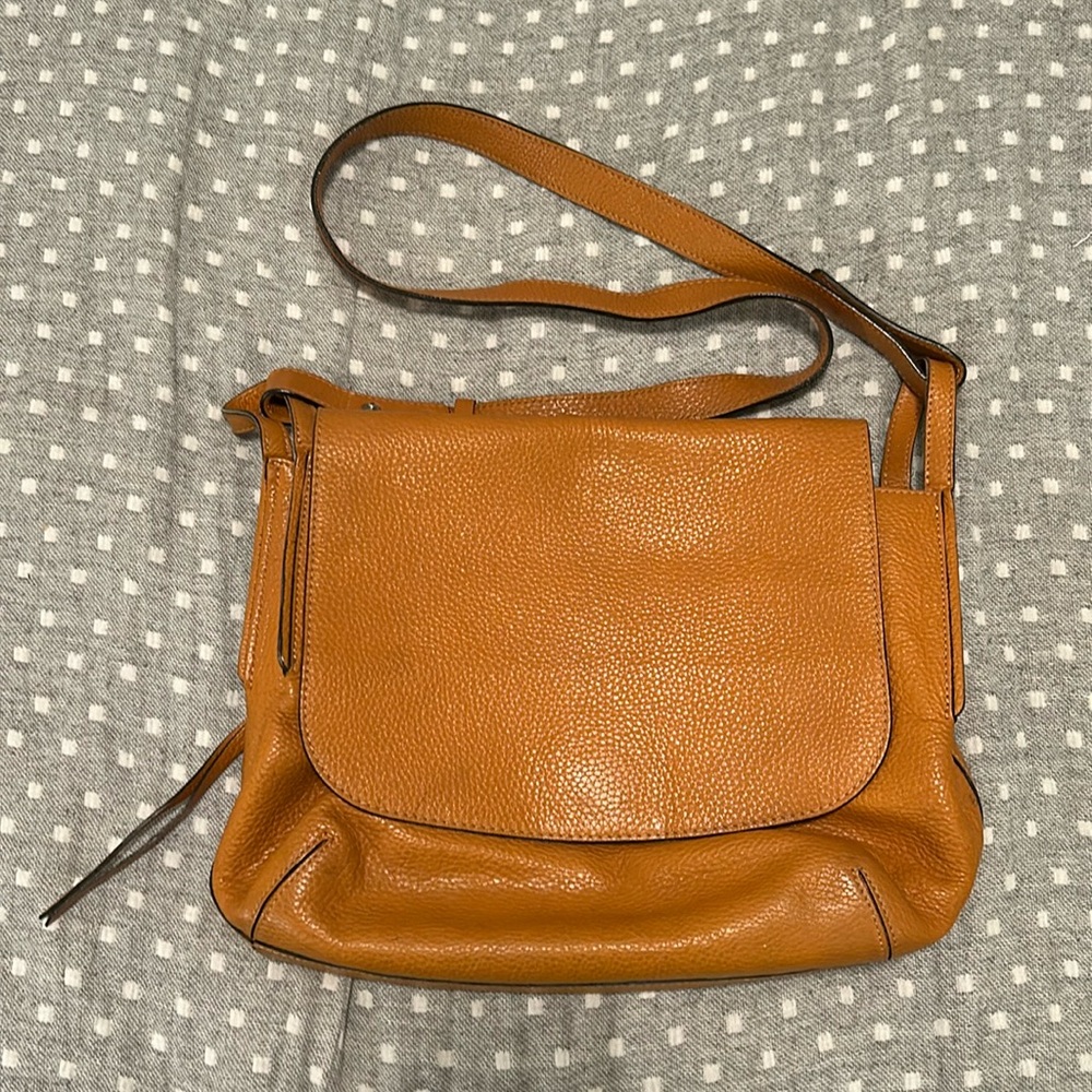 Yellow leather purse Gianni Chiarini